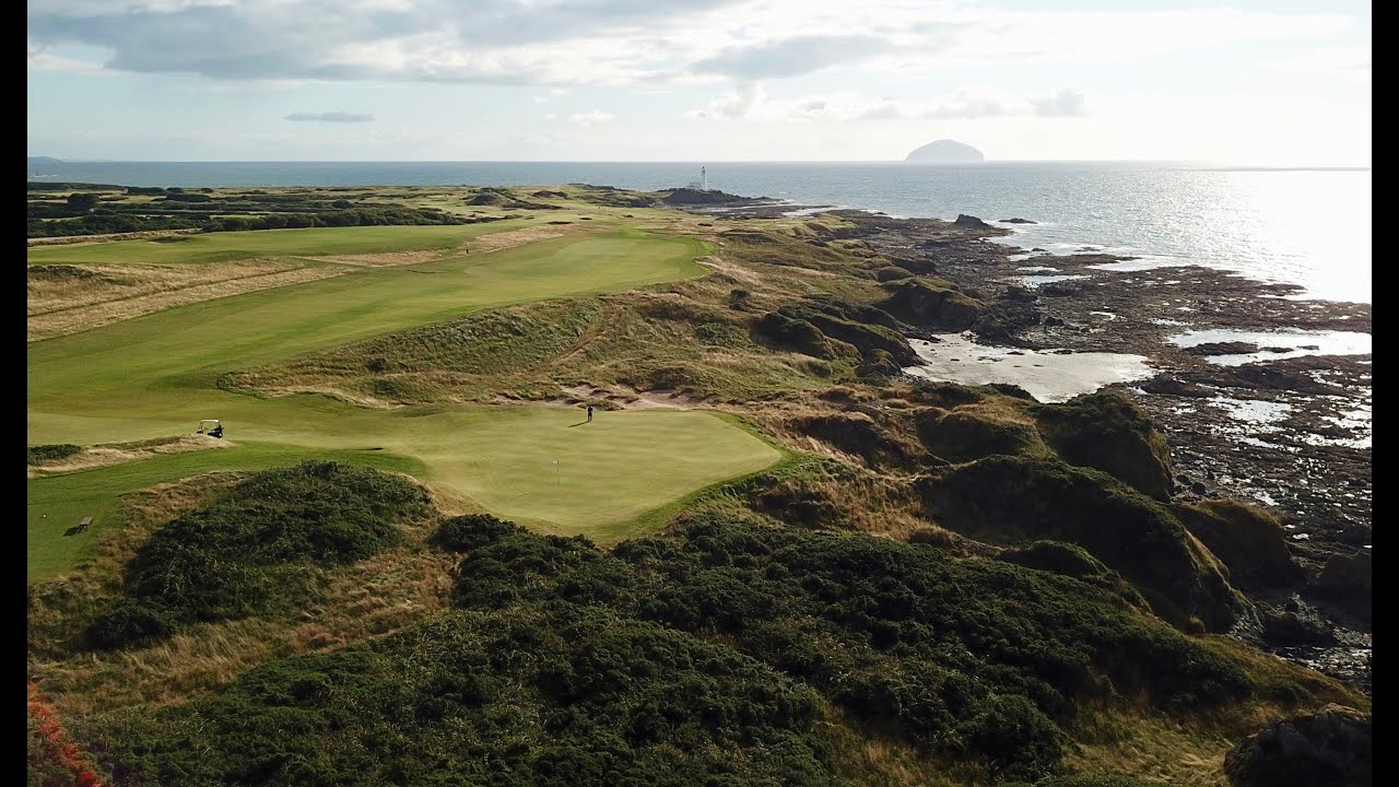 Robert the Bruce Turnberry Scotland - Fantastic Golf Holes
