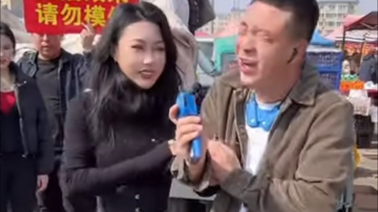 元帅户外搞笑与美女互动