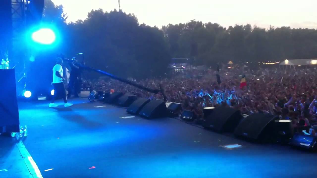 Paaka Davis On-stage with Dizzee Rascal @ Sziget Festival, Budapest, Hungary