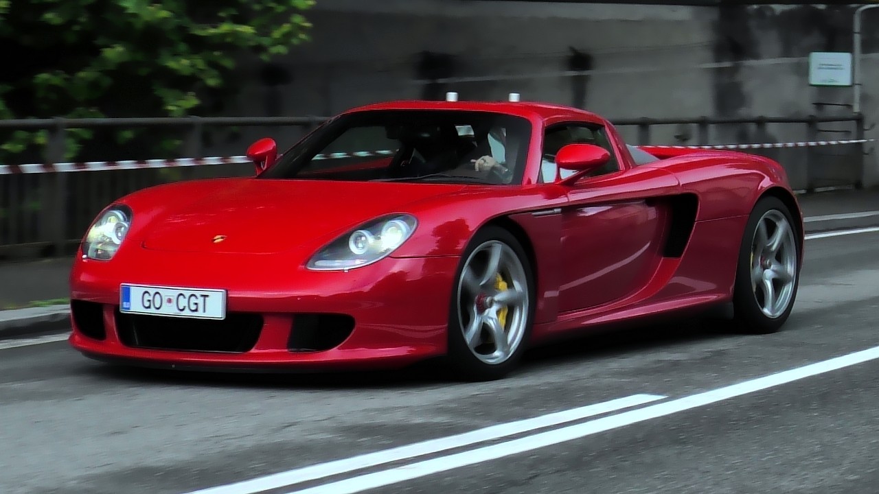 Straight Piped Porsche Carrera GT | Loud Acceleration + Driving | Como/Villa D'Este