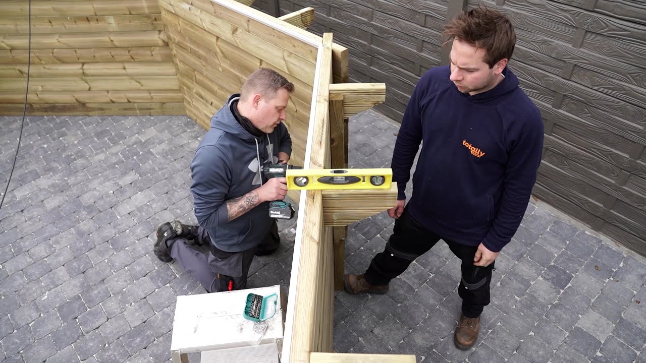 Opbouw Houten Zwembaden