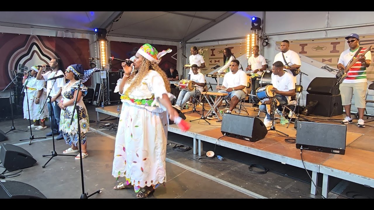 Swit Firi uit Suriname tijdens Keti Koti op het Museumplein op 1 juli 2025 – SU – SUR  – Prt 2