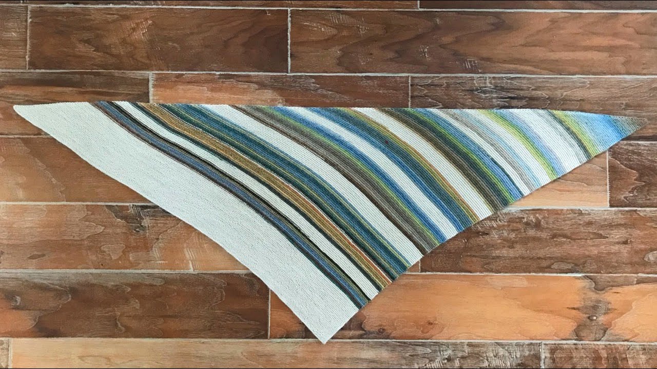 5 EASIEST Edge Increases for a Diagonal Triangle Shawl. Step-by-step easy knitting for beginners.