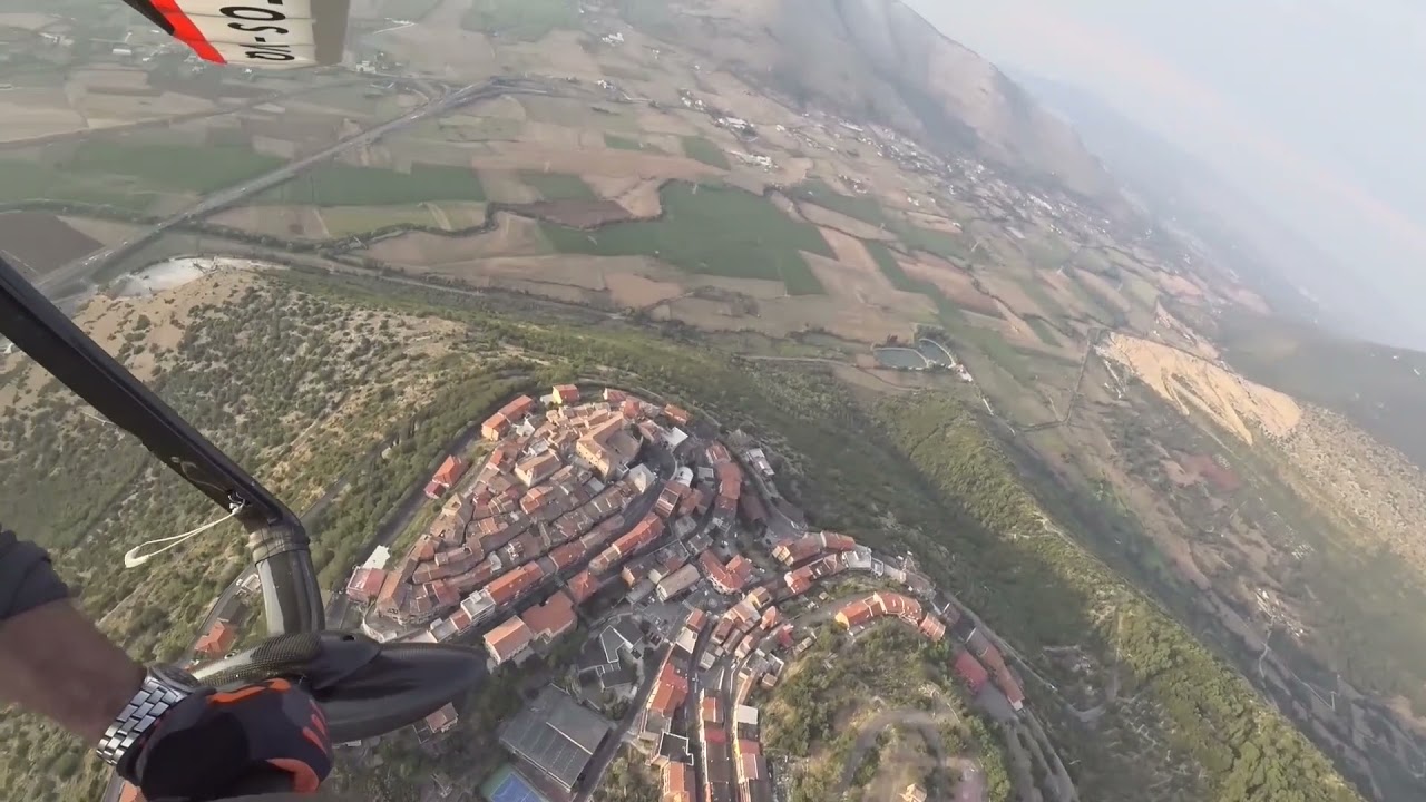 Hang Gliding in the Apennines / Italy - Dreamlike moments 2021
