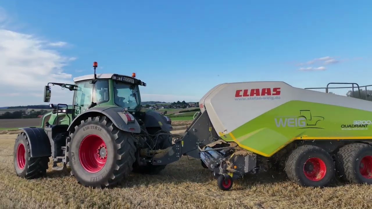 Stroh Ballen pressen Fendt 828 mit Claas Quadrant 3200 FC und Fendt 942 mit Krone Big Pack 1270 VC