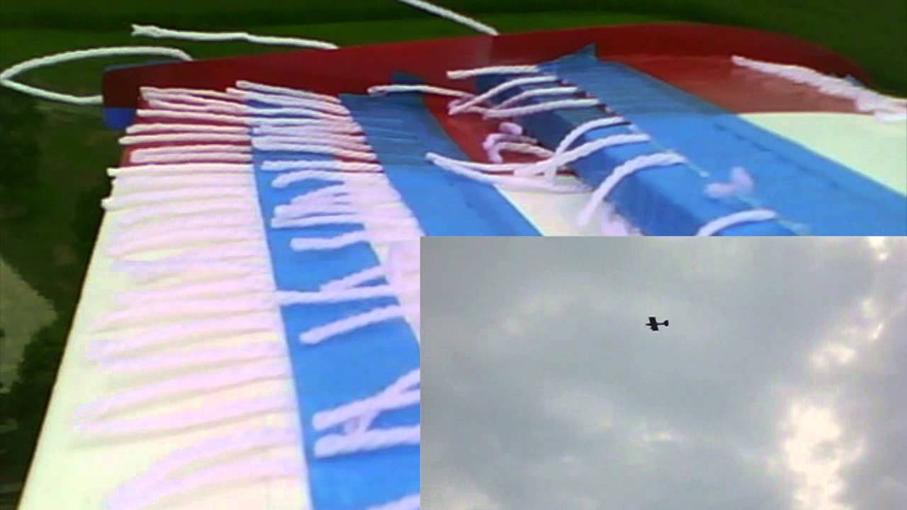 Flow Visualization of a KFM2 Airfoil