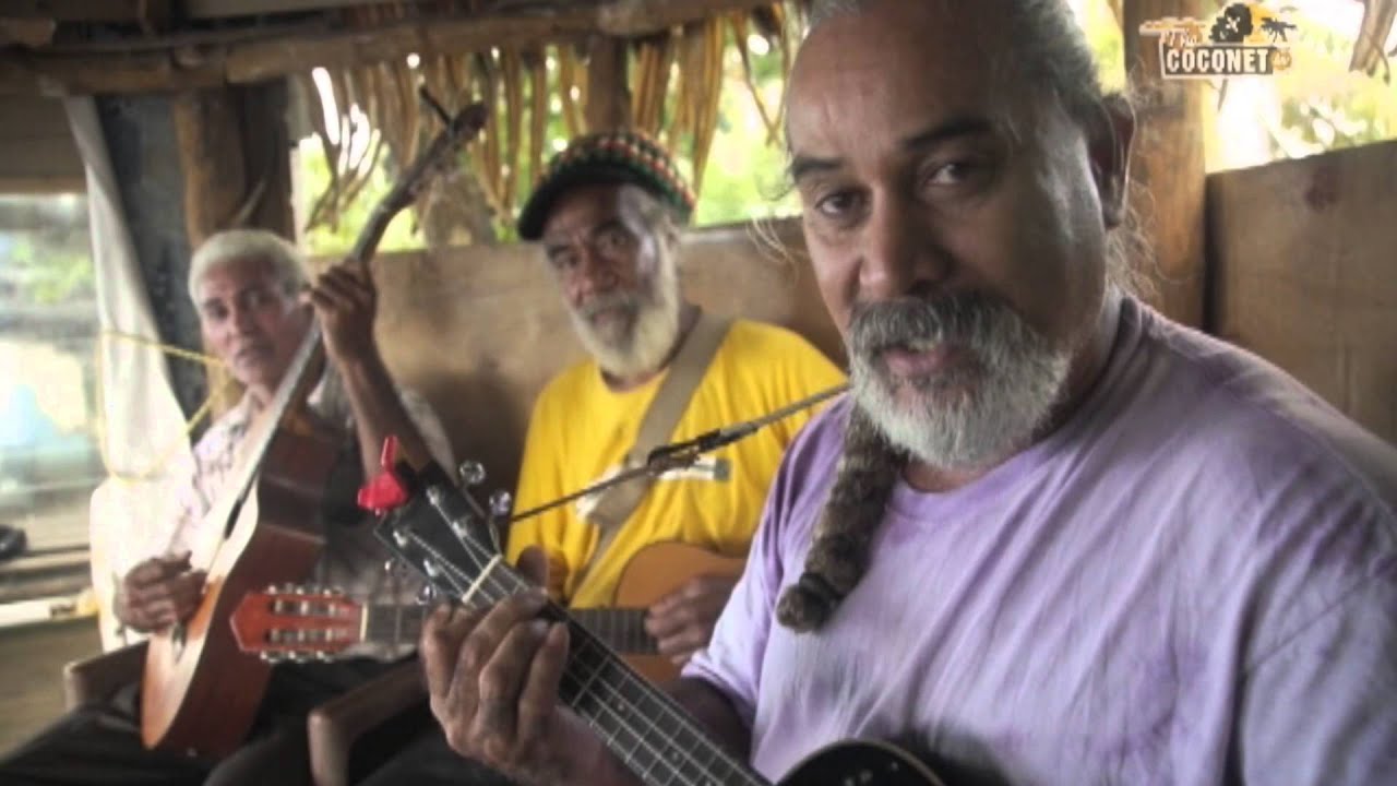How To: Igi - Samoan Guitar Picking