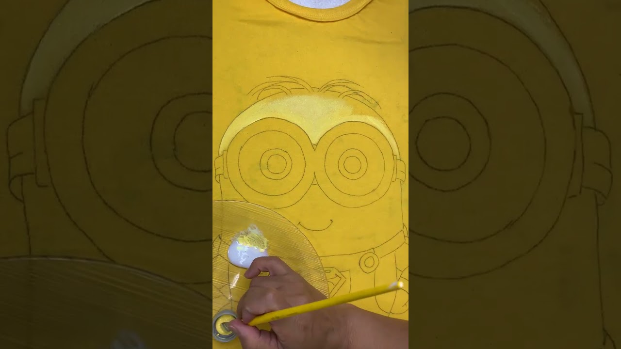 Customização mínion na camiseta amarela🤩Parte 01#customizacao #live #cursoonlinegratis #artesan