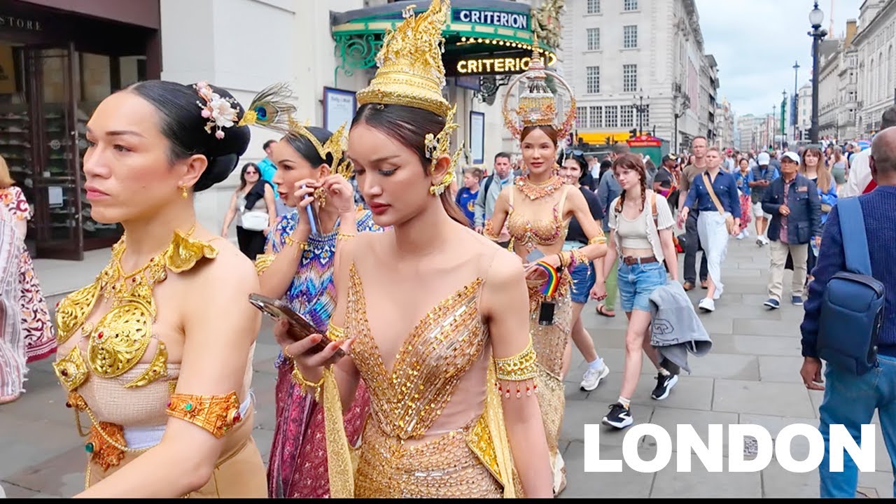 Walking Through Central London on Pride Day 2025 – Colour, Joy & Love Everywhere! 🏳️‍🌈