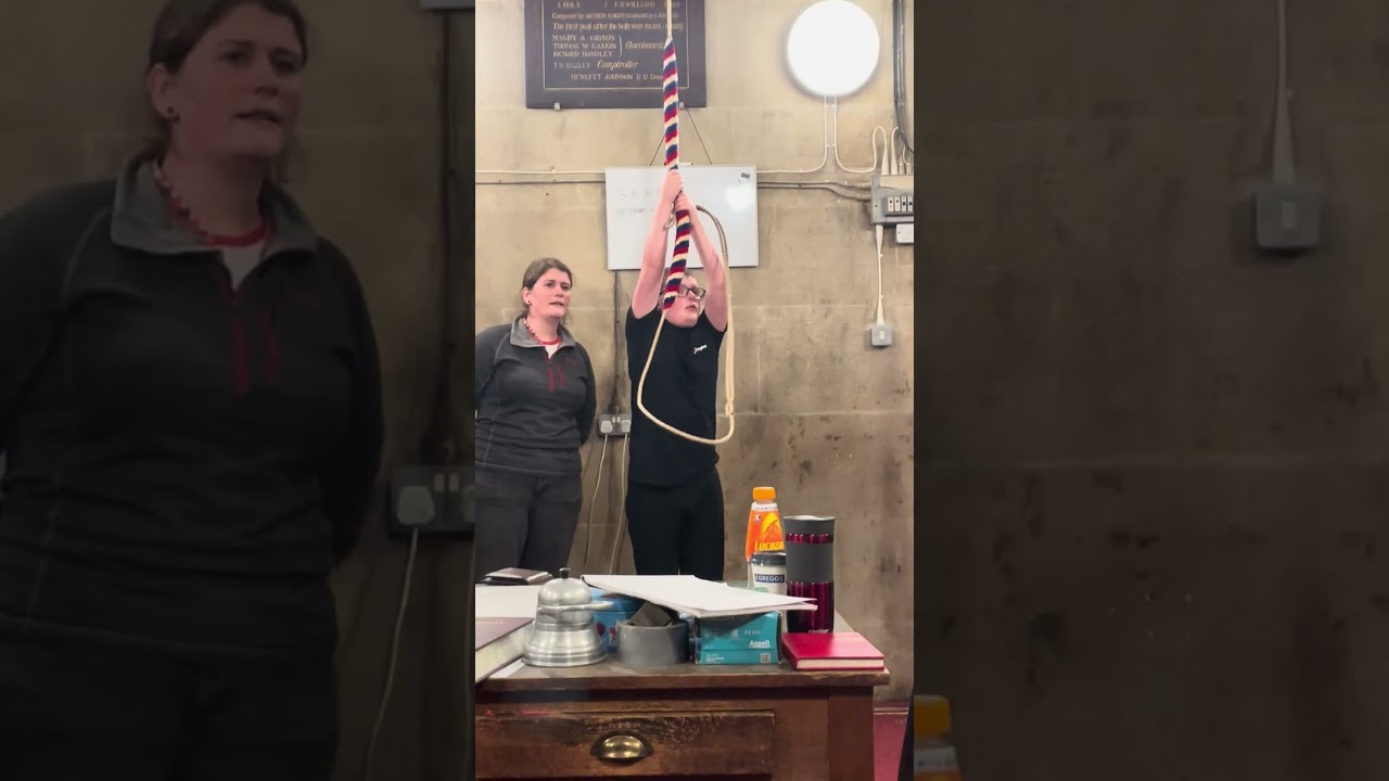 Ringing plain hunt on 9 at Manchester Cathedral