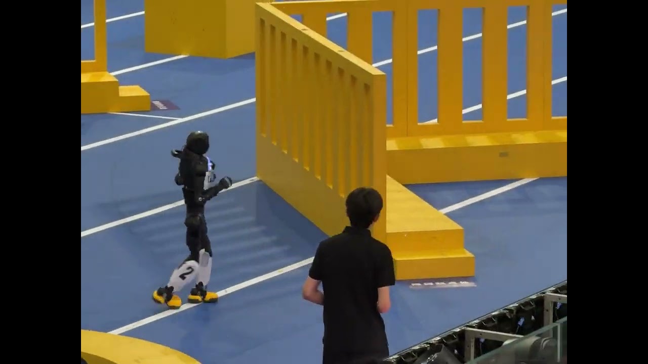 AGIBOT Strikes Again with Gold in the 100m Obstacles 🥇🤖