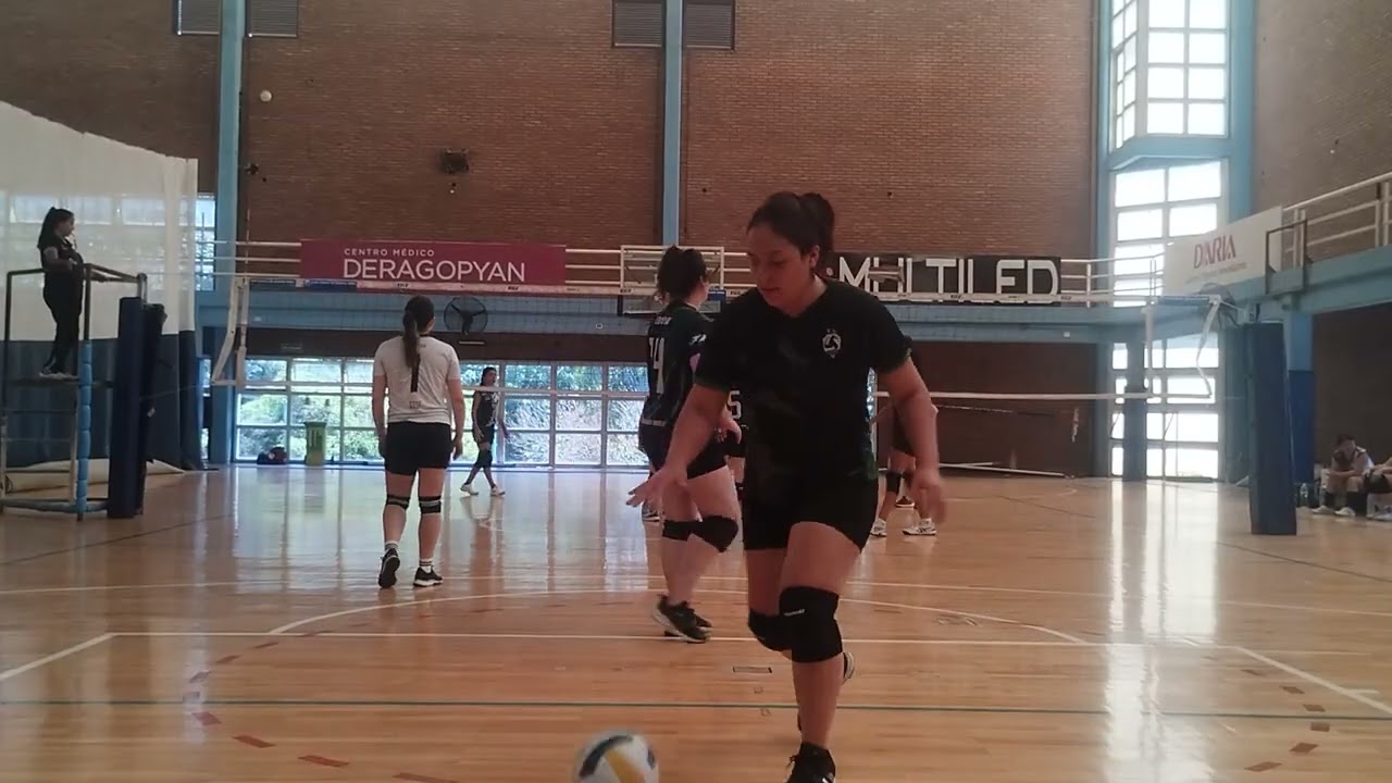 Sembrando vs Squadra7, set 2. Torneo relámpago podio