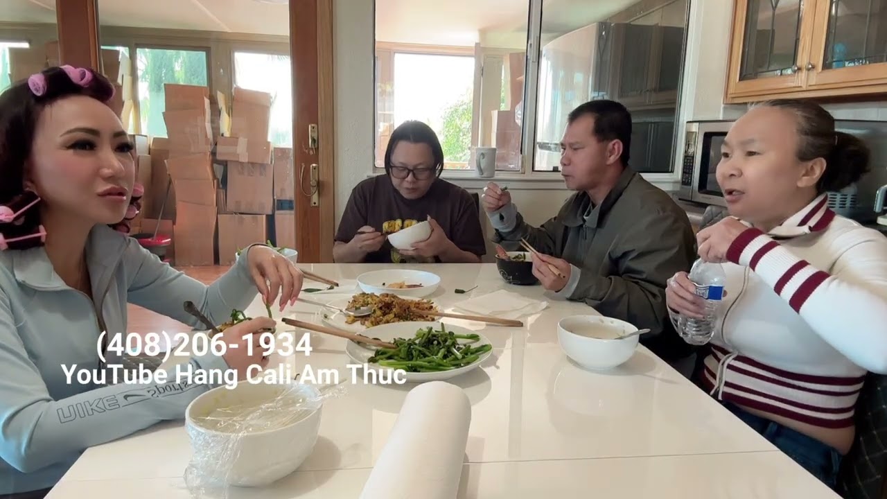 CƠM TRƯA CỦA NHÀ HANG CALI CUỘC SỐNG YÊN BÌNH VẬY THÔI 