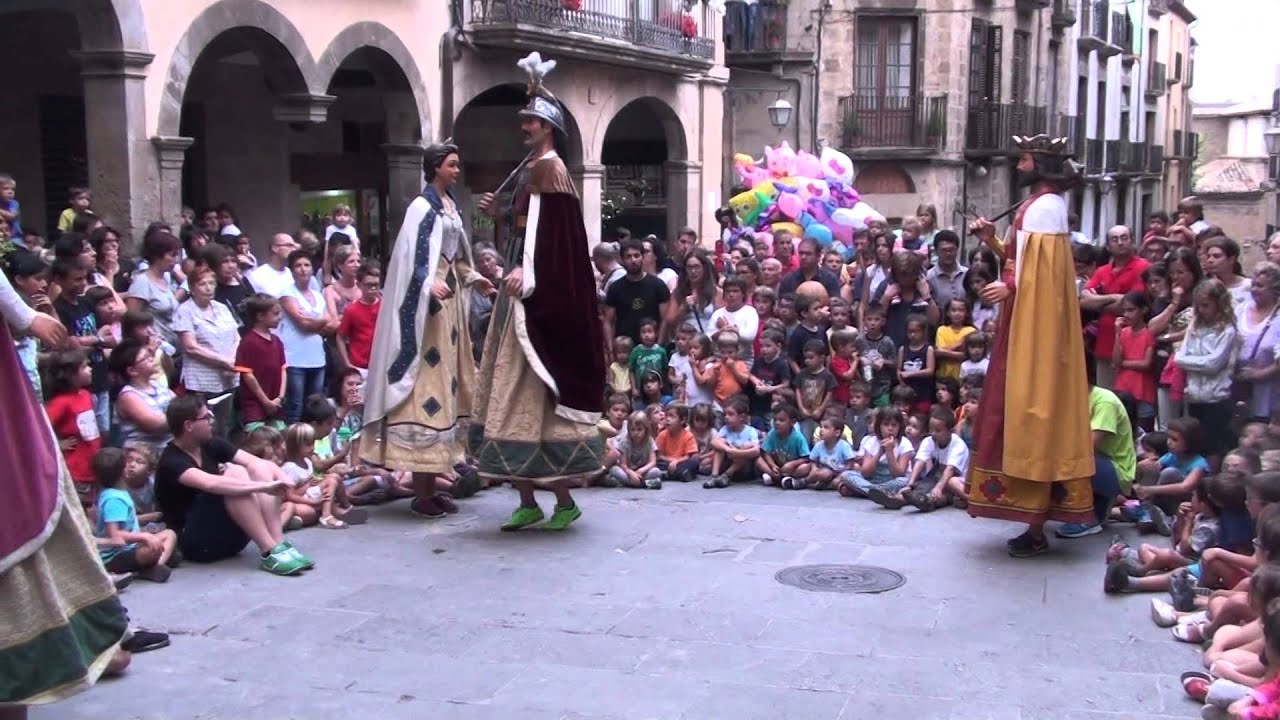 Ball dels Gegants a la 18a TROBADA DE GEGANTONS DE #Solsona 2015