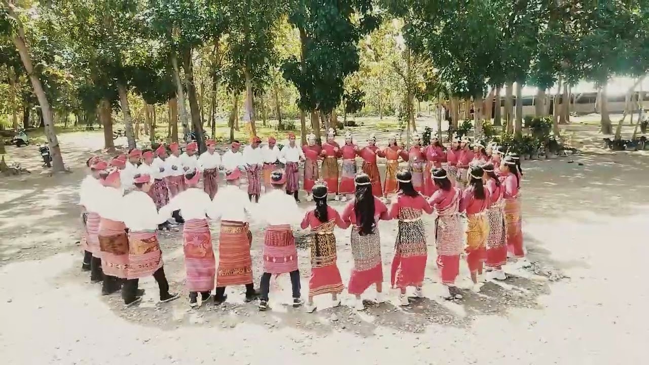 Tarian Tebe Kreasi - SMA Plus St. Albertus Agung Weleun - Malaka