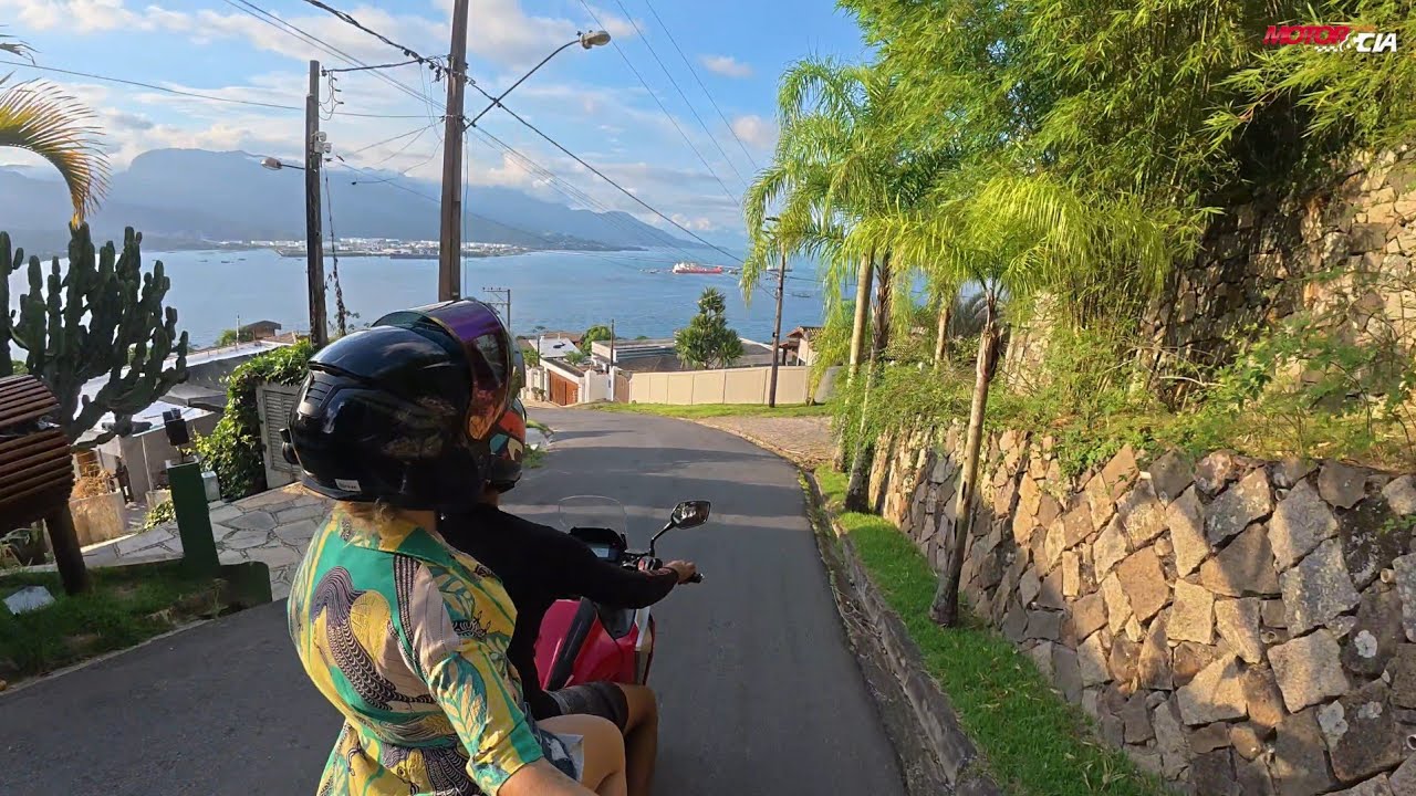 UM DOS MELHORES DESTINOS NO LITORAL PAULISTA PARA IR DE MOTO | Por Aí 39