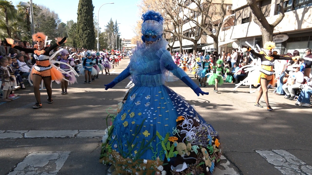 Ciudad Real luce color y alegría en su Domingo de Piñata