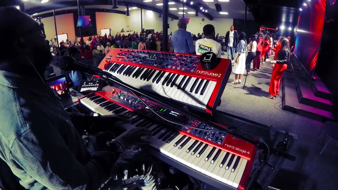 He's Worthy at Cathedral of Praise I'ntl Min