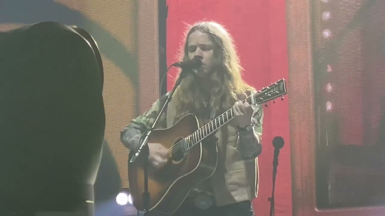 Billy Strings “No Rain-Gild the Lily” (Blind Melon Cover) NOLA 12-30-24