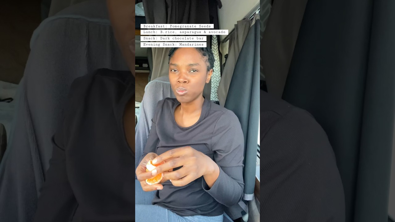 What I Eat In A Day As A Truck Driver #shorts #shortsfeed  #selfcare #truckdriver