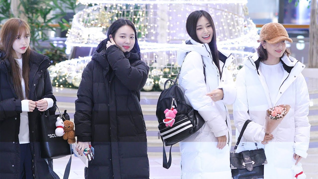 181220 트와이스(TWICE) 출국 Departure [김포공항] 4K 직캠 by 비몽