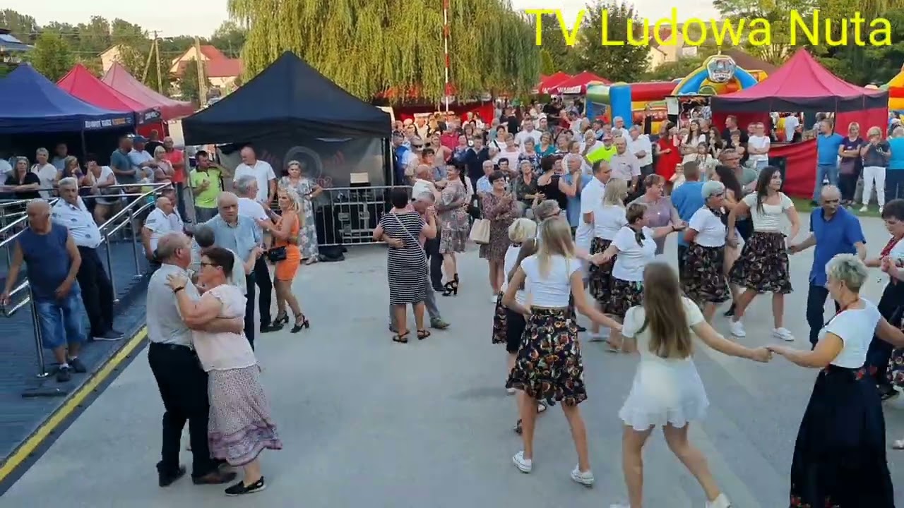 Zespół weselny KROKUS z Pińczowa rozbawił wspaniałą publikę w Staniowicach 13 08 2023