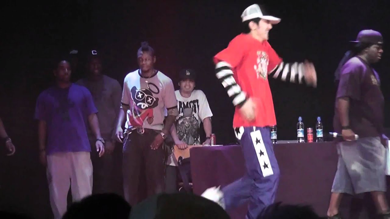 Juste Debout UK 2011 - judge demo Locking Khan