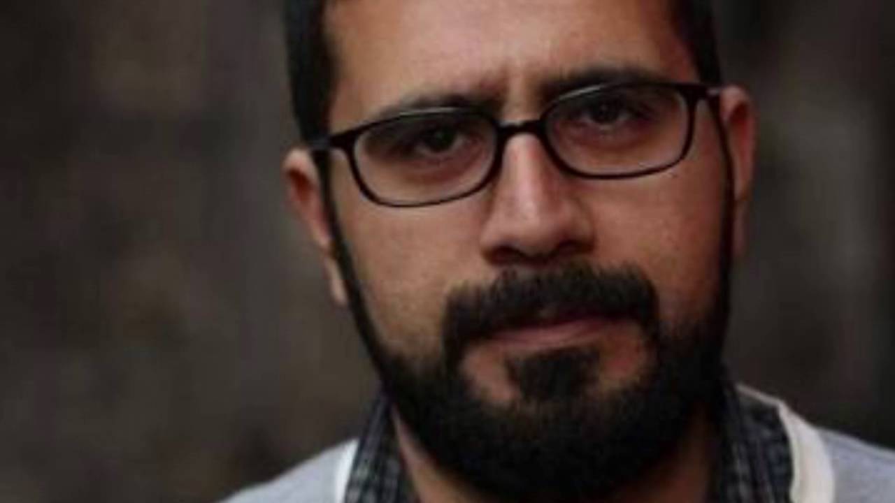 Mustafa Akar - Trenler de Gecikir