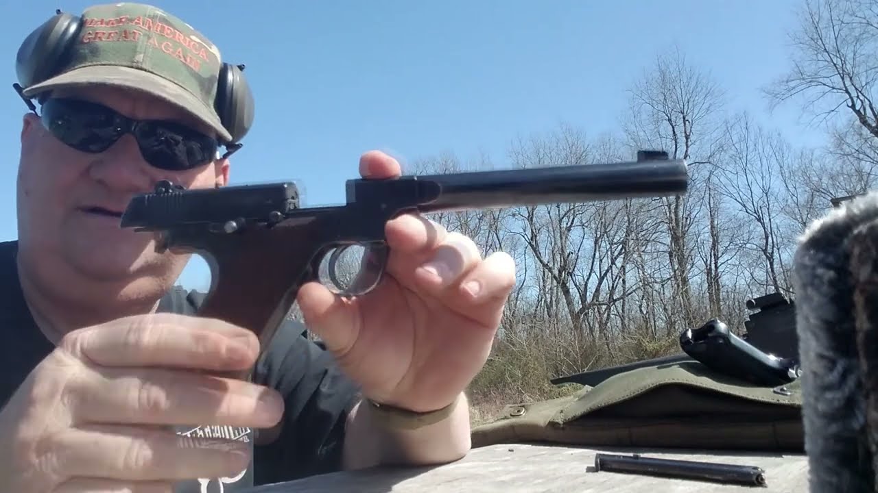 High Standard H-D. 22LR. ЭЙ! У меня есть этот старый подержанный пистолет.