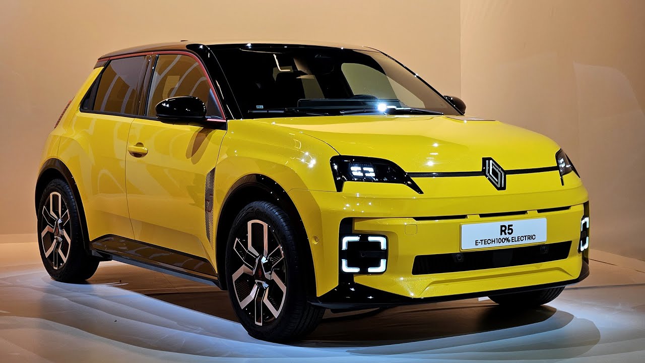 Renault 5 E-Tech Electric: visual POV review, interior quality & exterior details range battery 2024