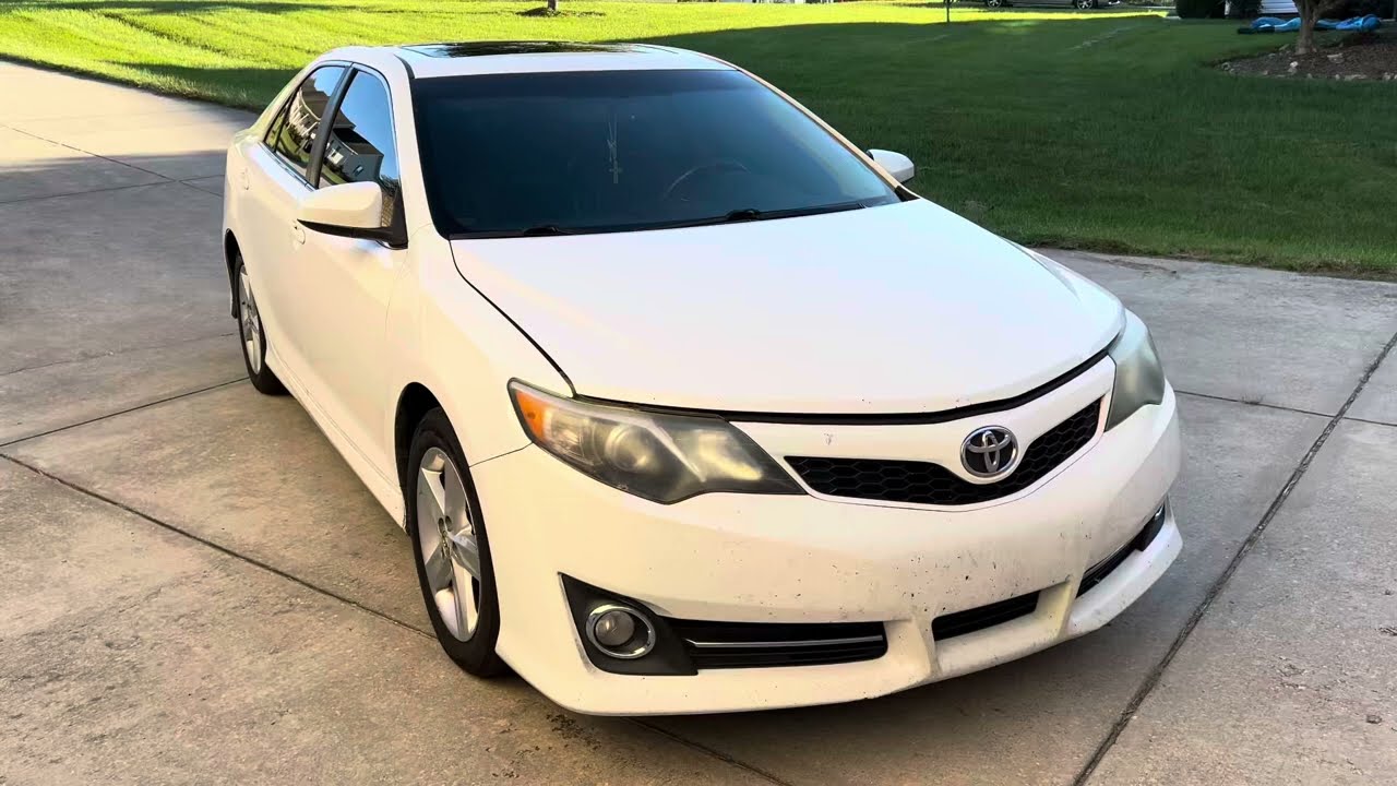2013 Toyota Camry SE 2.5l i4 300k Mile Review