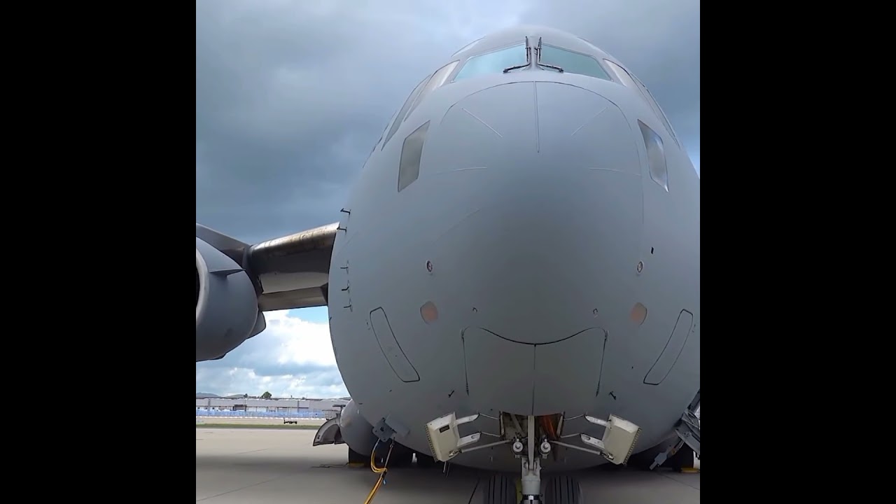 Surya Kiran Aerobatic Team || C-17 Along Hawk Aircraft, || Status 4k.