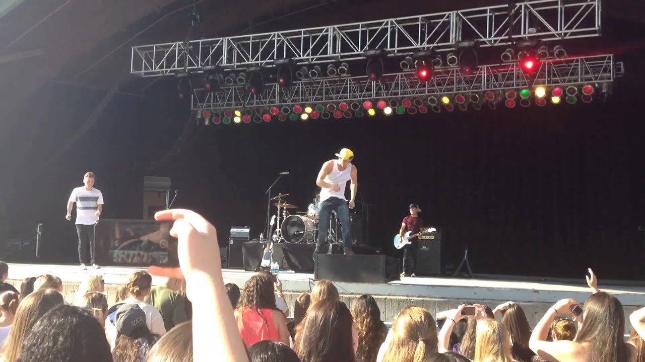 Sunset Boulevard - Emblem3 Live at the Oregon State Fair