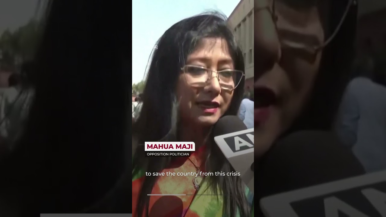 Protest in India over cooking gas crisis