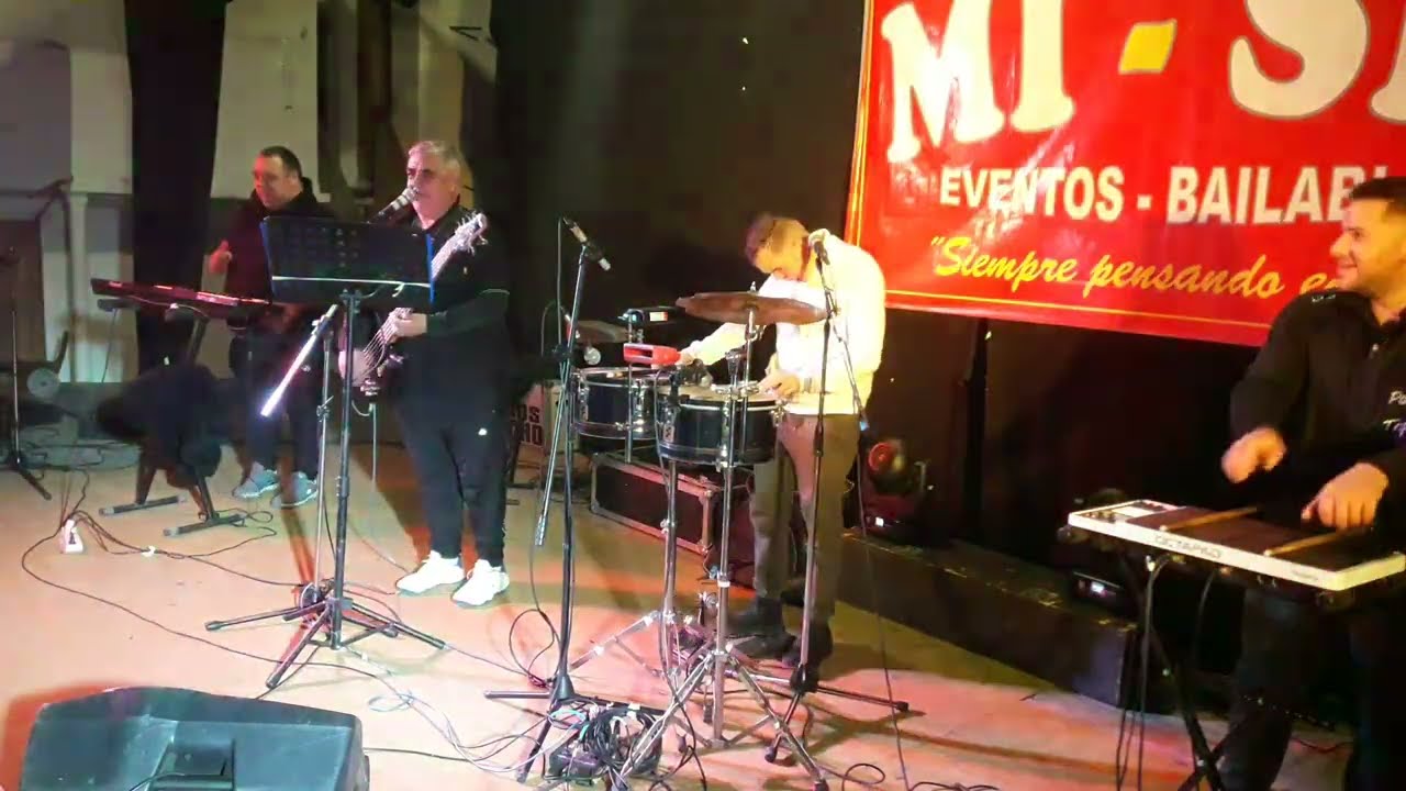Enganchados en vivo - Pasion Tropical