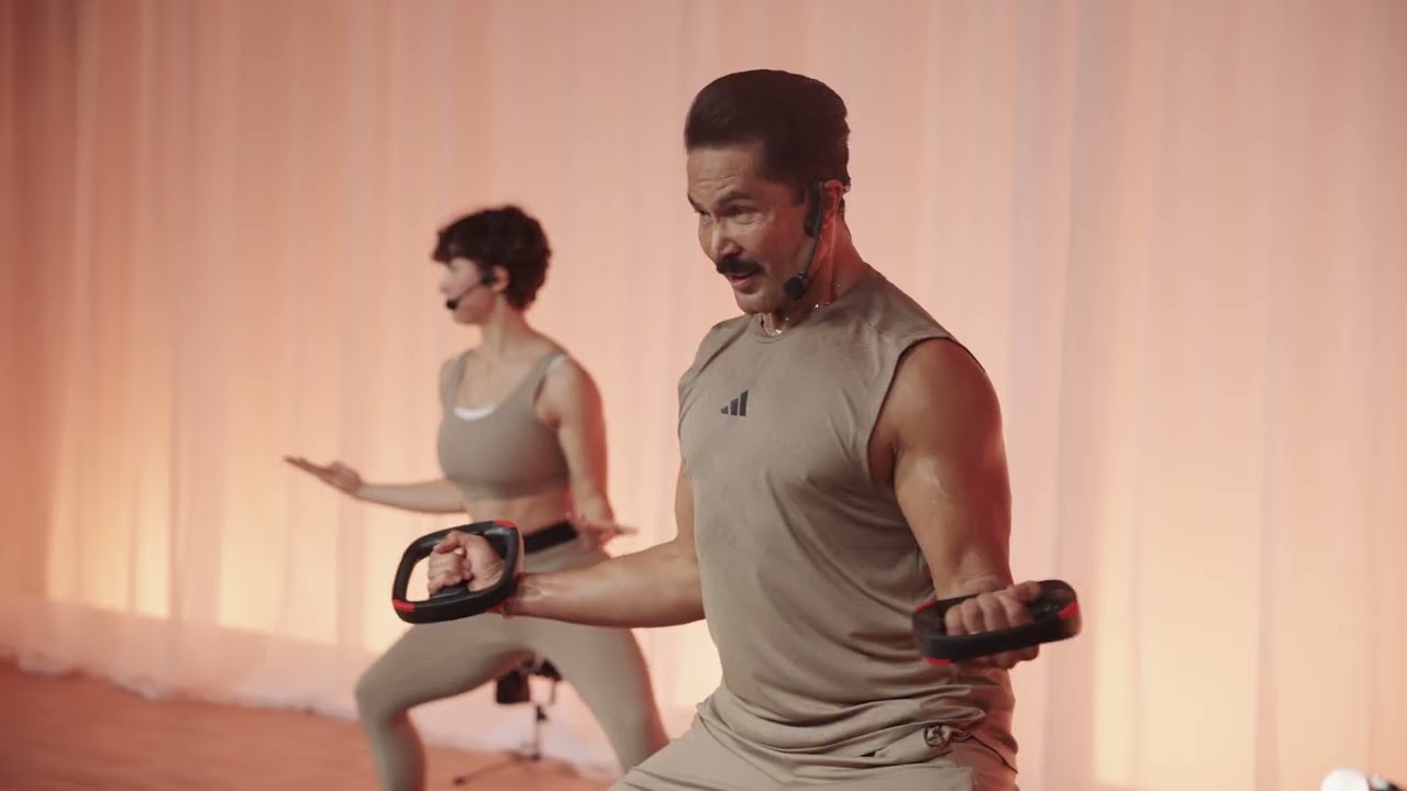 Uma mistura revigorante de Pilates e Yoga! 🧘