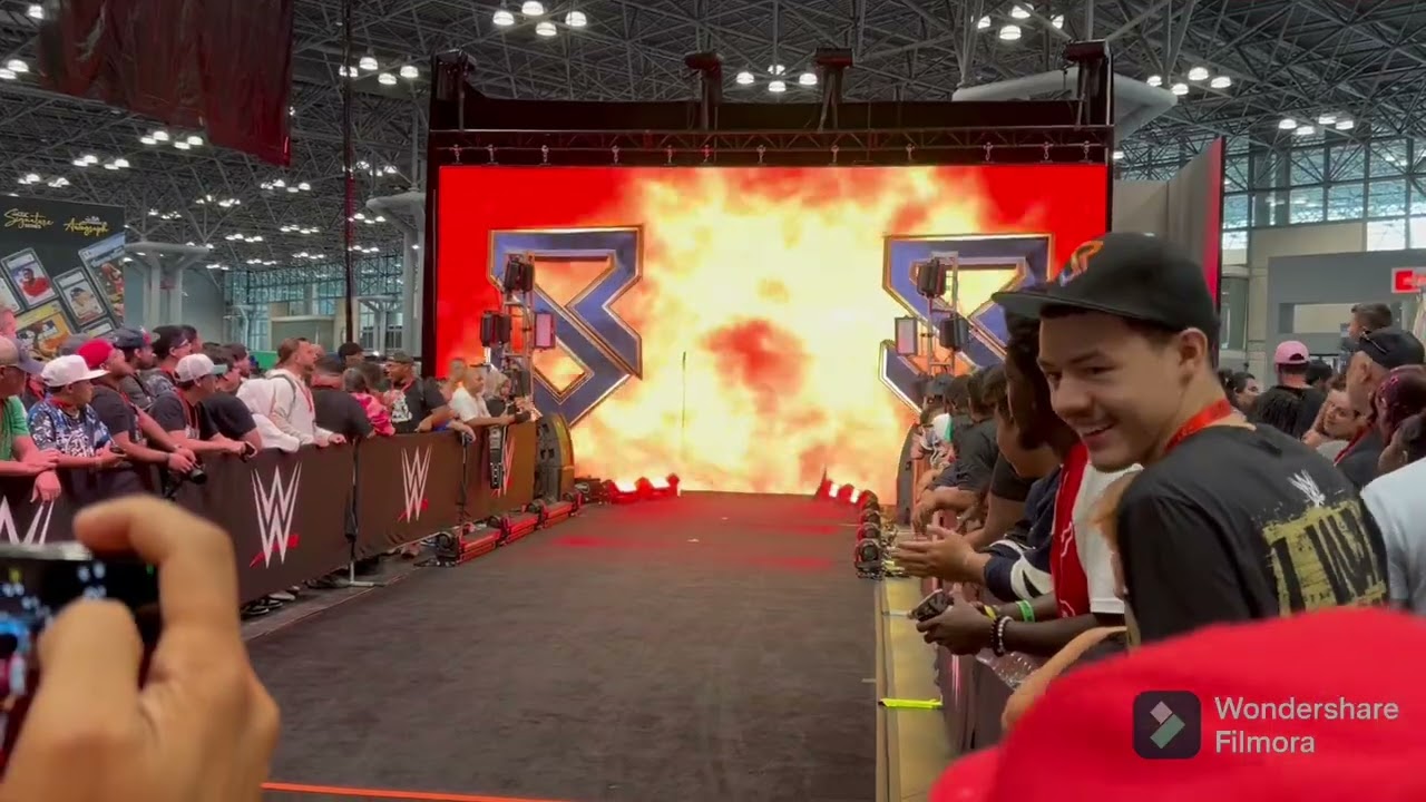 Fans Walking Down To WWE Superstar Theme Songs Fanatic Fan Fest Day 2
