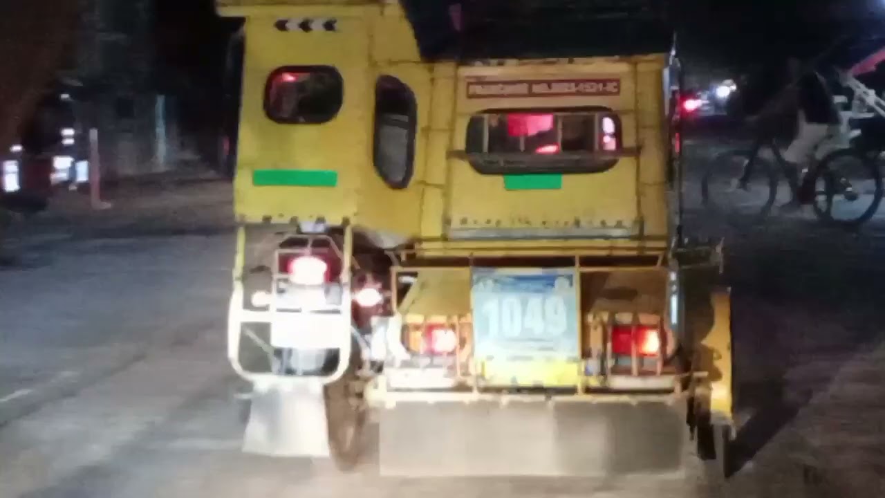 Lumabas kami at bumili ng PARES