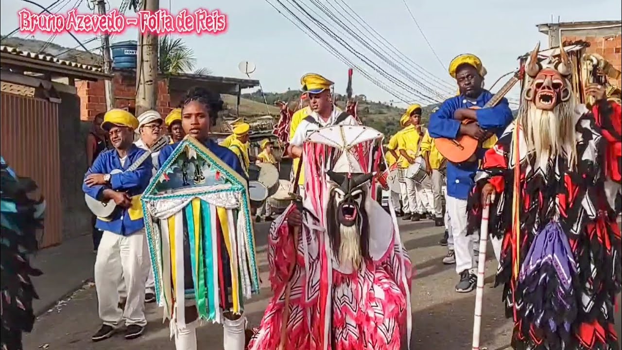 Bandeira Nossa Senhora Aparecida de Miracema RJ no arremate da Irmandade S.J. Batista 2024