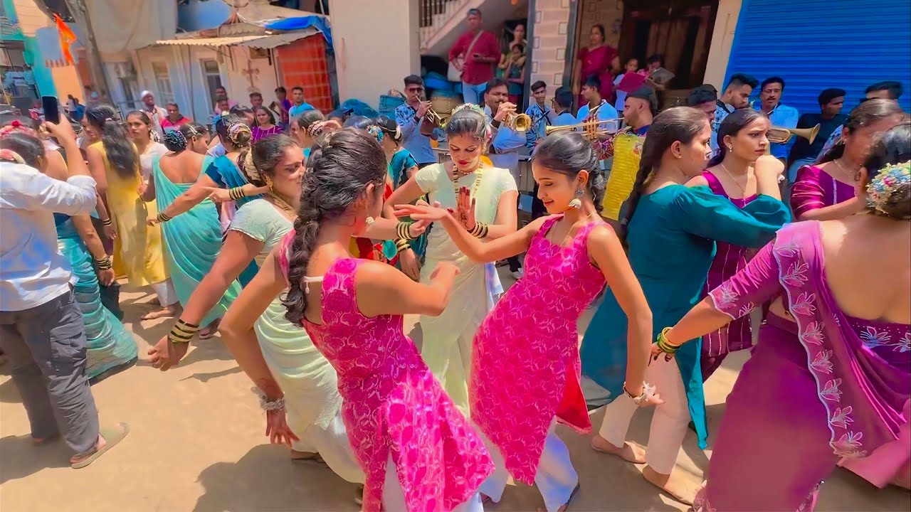 PUBLIC  तर एकदंम खत्री Dance करत होती | Arnala Ram Navami Palkhi 2025 | Rashtriya Brass Band Balkum
