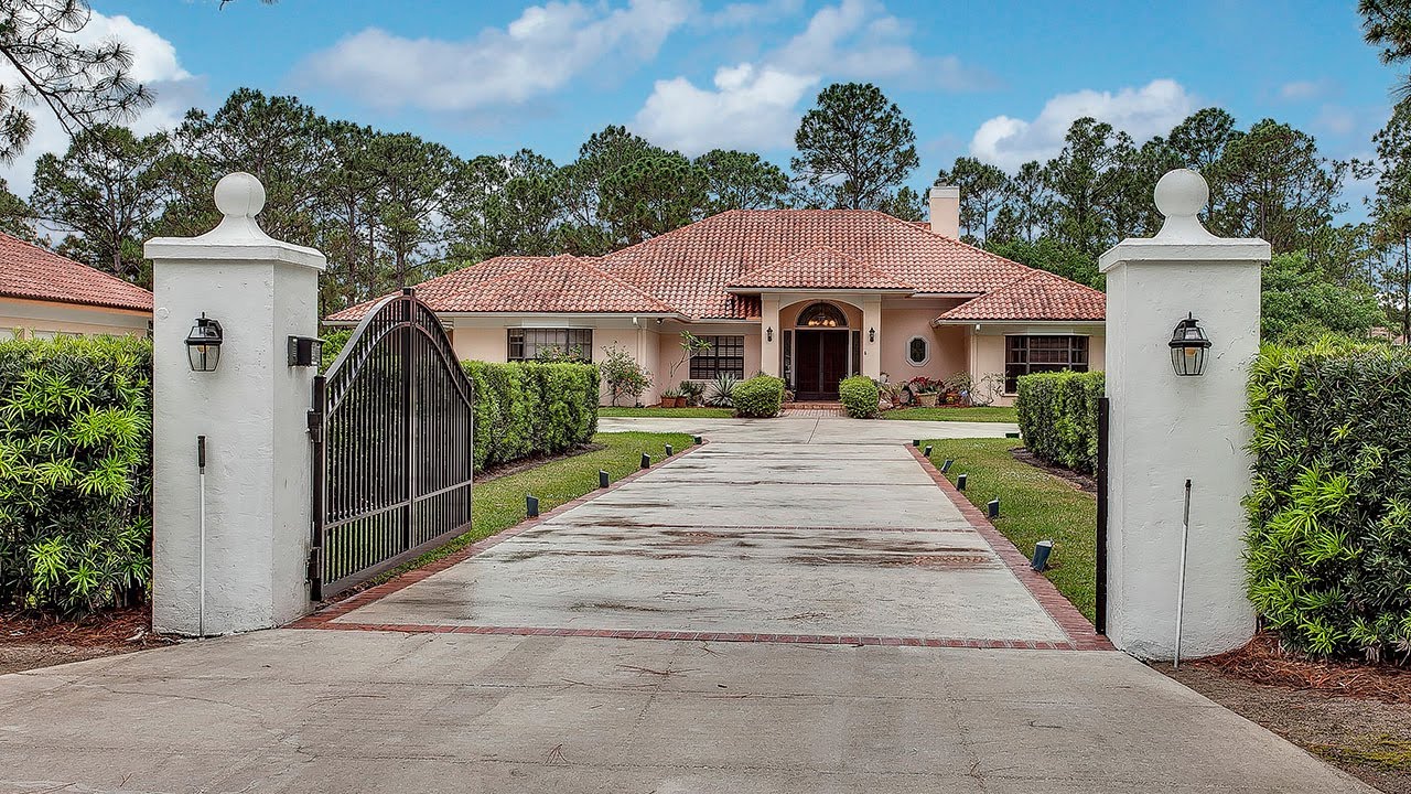 14413 Caloosa Blvd. Palm Beach Gardens Florida 33418