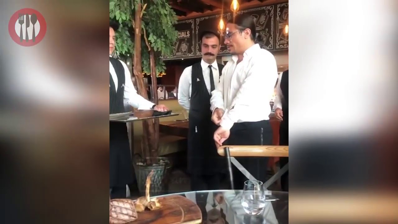 #nusr_et  Salt Bae Cutting The Best Meat In Nusret Steakhouse DUBAI #6 | #nusr_et  5,428,309 vistas