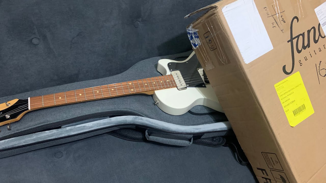Unboxing a new Guitar - Fano SP6