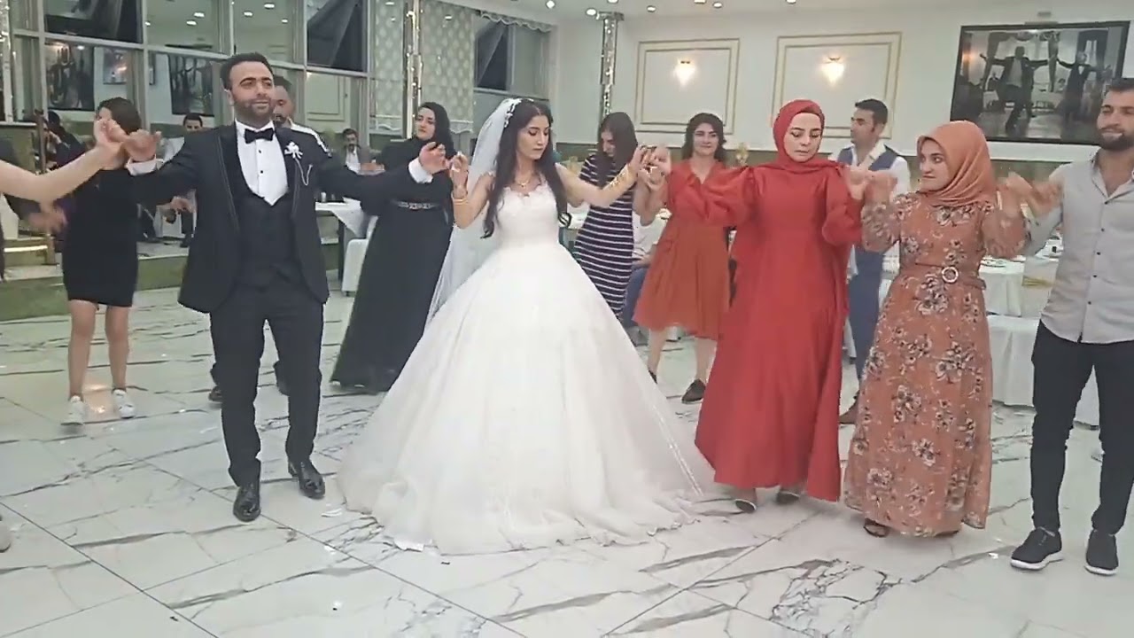 Kars Erzurum halayları Engin Kına @ErzurumProduction