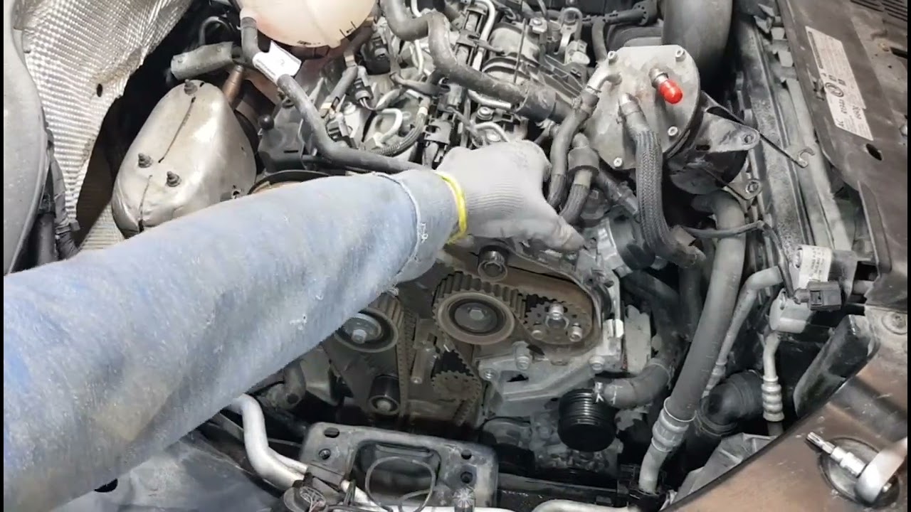 Volkswagen Tiguan 2.0 TDI 2011 Timing Belt Replacement