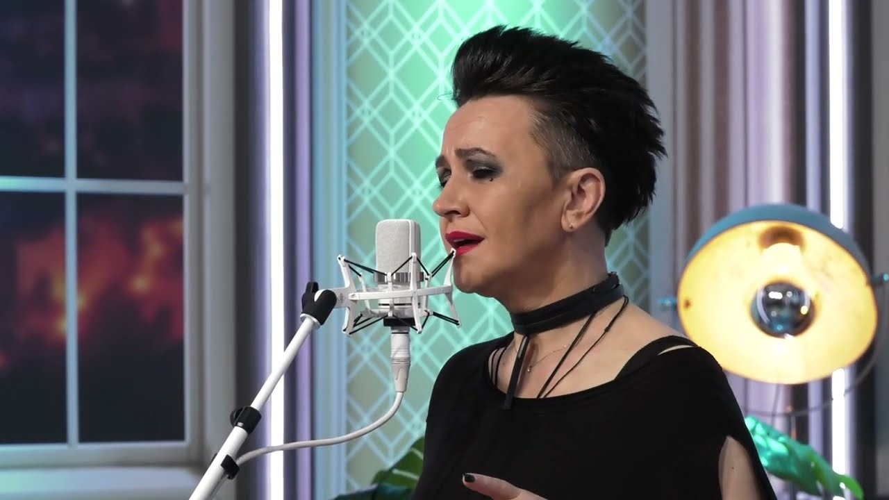 Amira Medunjanin - Grana od bora | Dalibor Petko Show | CMCTV