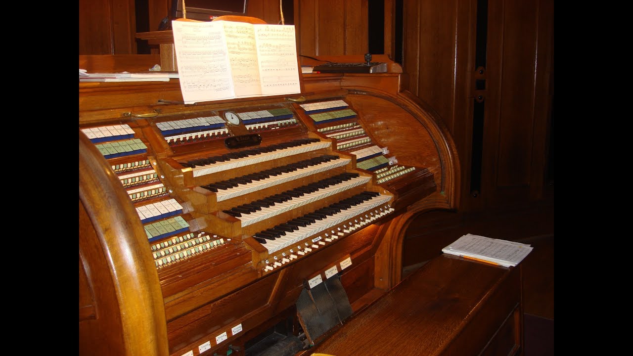 Bach - Introduction & Fugue, BWV 21 (Jens Korndörfer plays the Sauer organ in Berlin Cathedral)