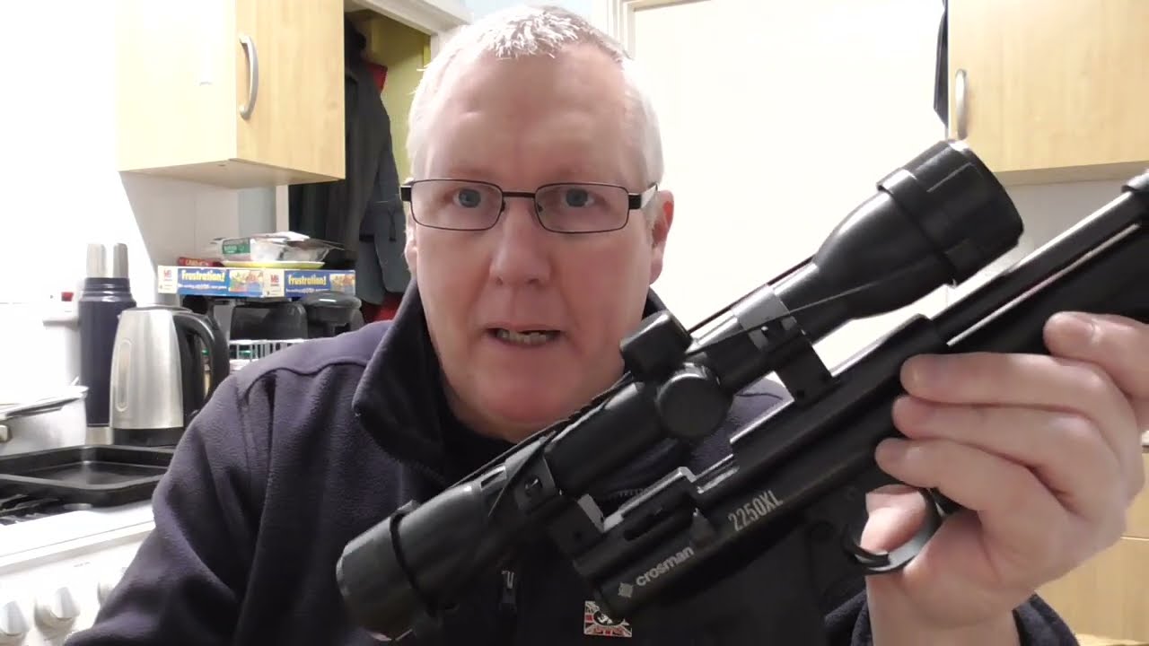 Обзор распаковки CO2-винтовки CROSMAN 2250XL от 12.01.2024
