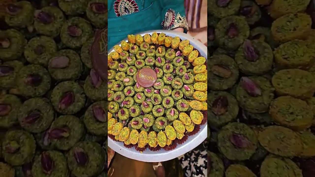 Вечеринка была потрясающей! Украшения, еда, всё было чудесно! 😍😍🥰