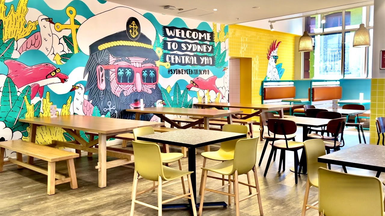 HOSTEL TOUR -- YHA Sydney Central | POOL on the rooftop | WIDE Public area